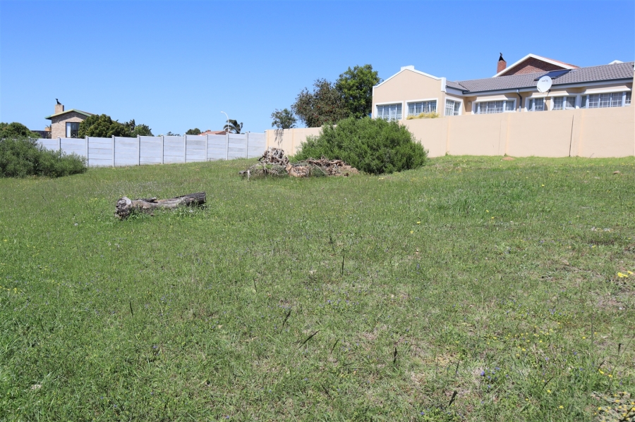 0 Bedroom Property for Sale in Wavecrest Eastern Cape